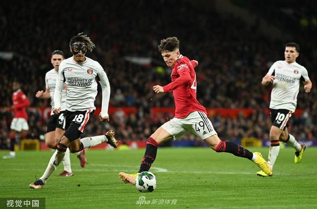 之间微妙的 之间微妙的