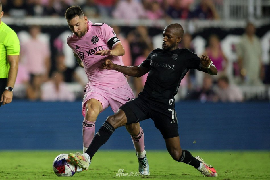 在足球领域 在足球领域