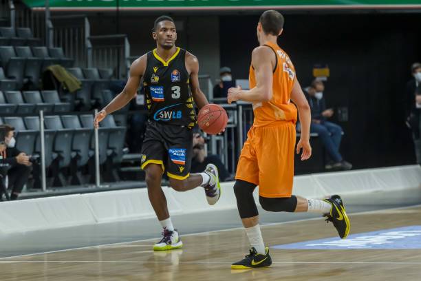 加扣人心弦 加扣人心弦